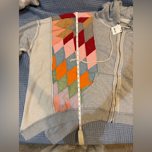 We the Free Sha Sha Hoodie size M/L NWT - Picture 7 of 7